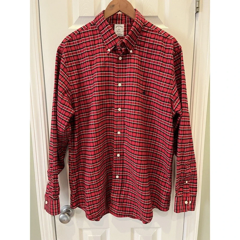 Brooks Brothers Regent XL‎ Red Plaid Long Sleeve Oxford Logo 100% Supima Cotton